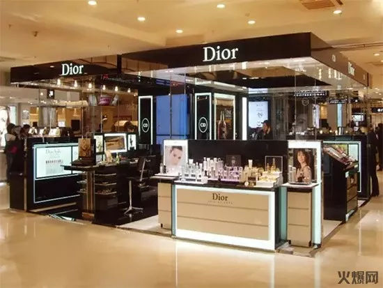 迪庆“世界的香格里拉”文化旅游展示店在丽江古城正式落户-KY开元集团官网